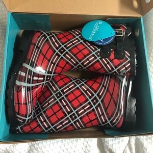 Puddleton rain boots NWT